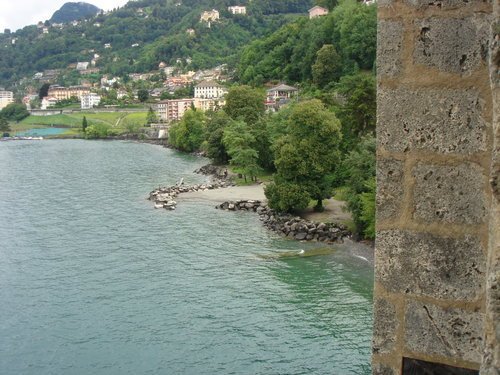 ap_F23_20110623034354442.jpg