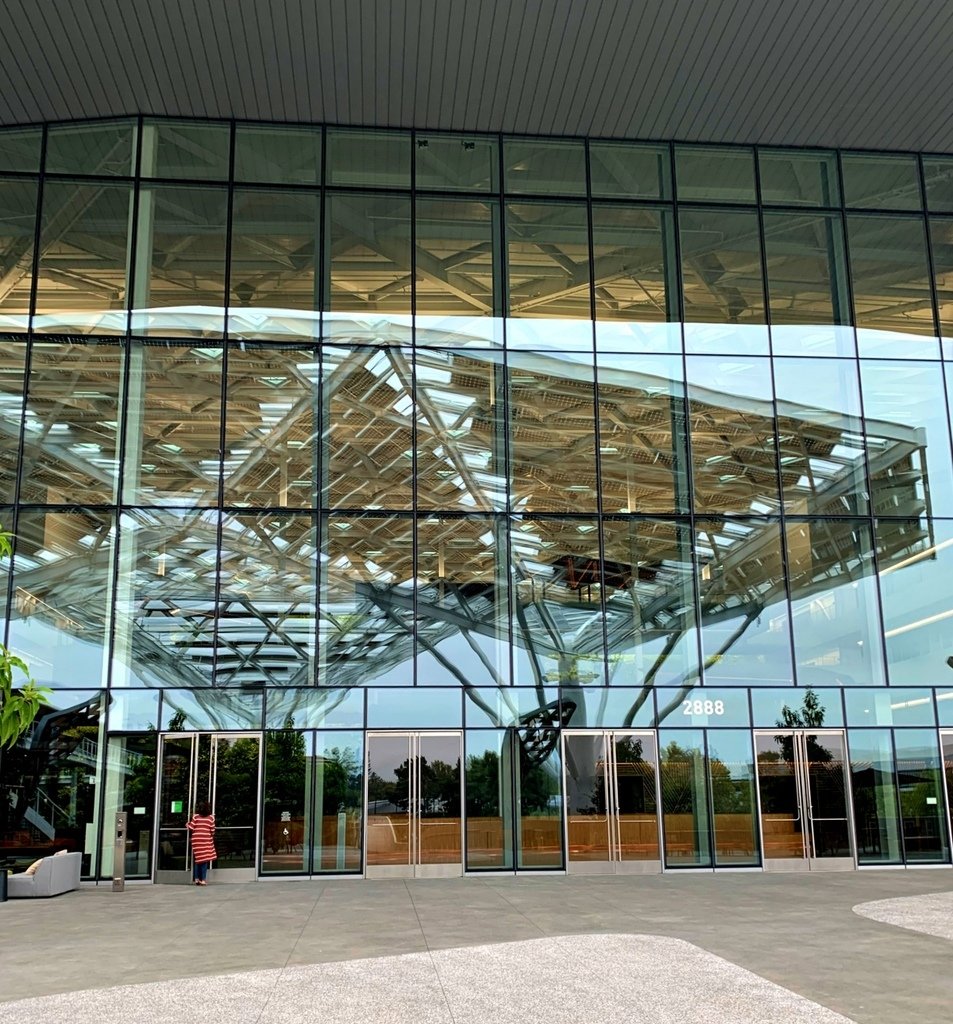 NVIDIA 輝達總部探秘 - 一個科技巨頭的創新探索之旅