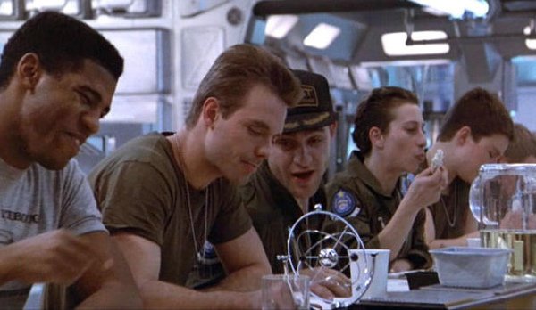 aliens-1986--02-630-75.jpg