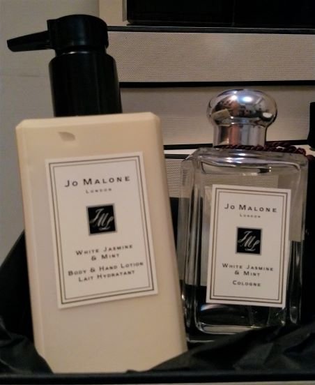 Jo Malone hand %26; body lotion (White jasmine and mint)