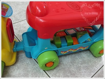 VTECH_智慧積木車8.JPG