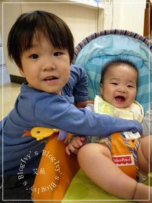 20111120[宇3Y3M29D&amp;安6M6D] 兄弟倆_6.JPG