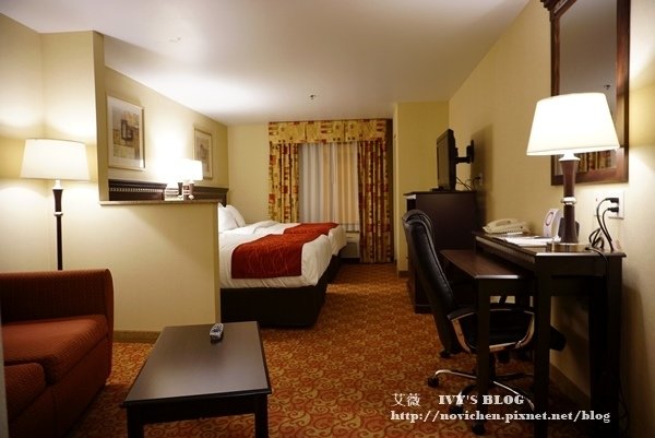 COMFORT SUITES Vacaville_1.JPG