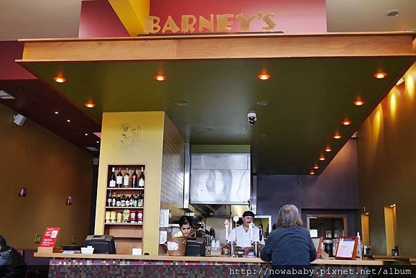 04Barneys Gourmet Hamburger.JPG