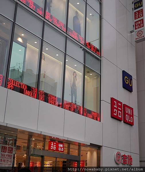 43上野uniqlo超大間.JPG