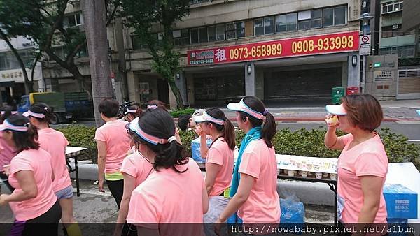 07MIZUNO LADY%5Cs RUNNING.JPG