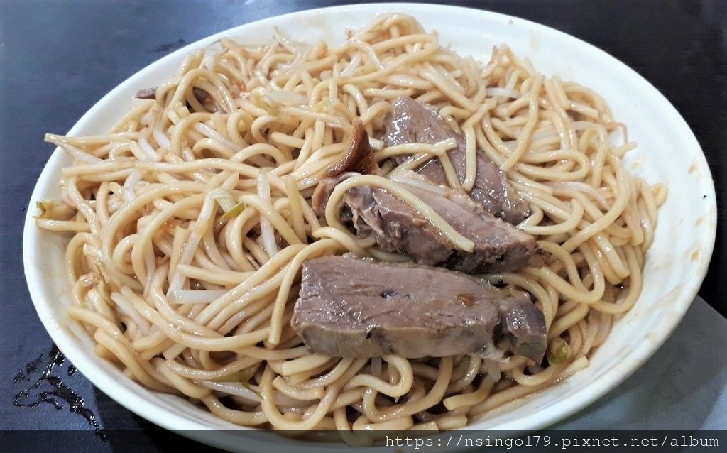 20190404鴨肉炒麵.jpg