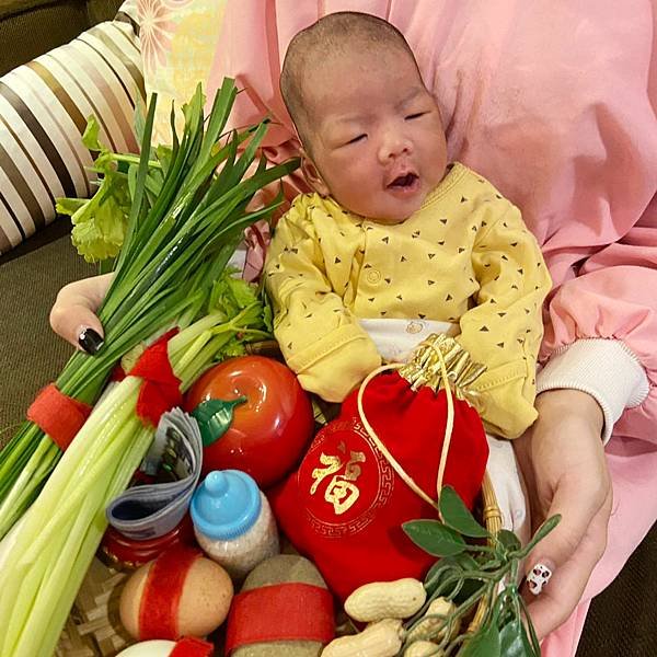 唯原滿月剃頭嬰兒古禮_【台北市松山區】月子中心_滿月到府古禮