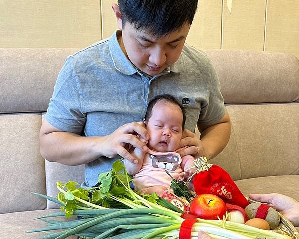 唯原滿月剃頭嬰兒古禮_【新北市三重區】新北三重_三重_滿月到
