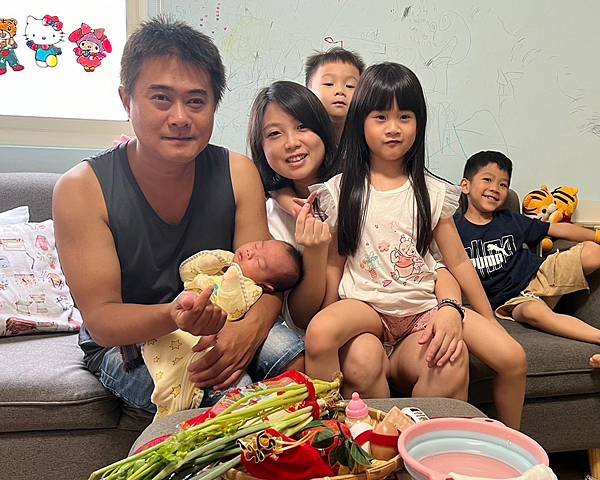 【唯原嬰兒古禮】新北市土城區_許寶寶滿月剃胎毛_到府服務古禮