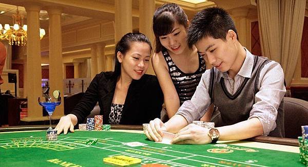 casino-website-775x420-minibaccarat-3_0.jpg