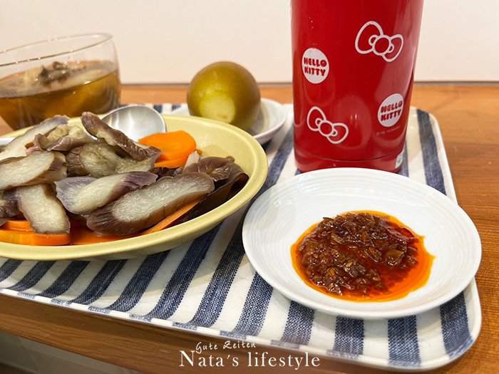 日本蒟蒻飯蒟蒻麵、鮪魚棒、番茄汁、韓國有調味海苔等日韓減醣食