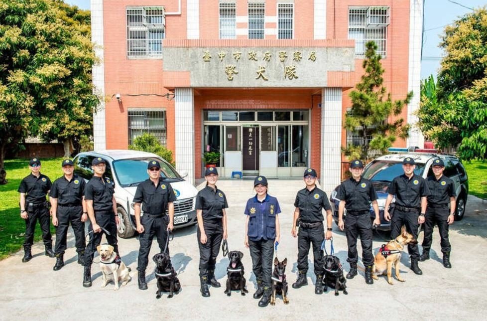 警犬隊.JPG