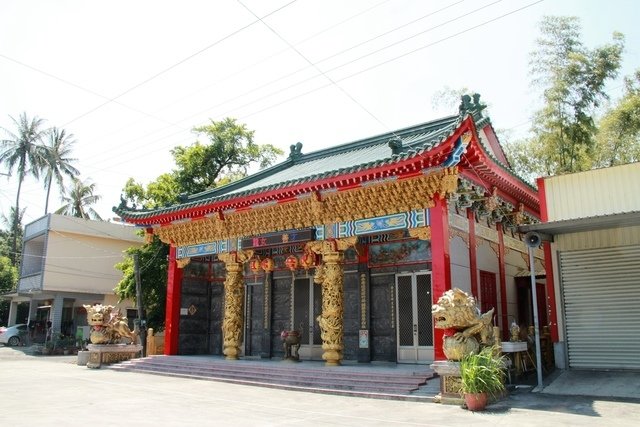 寺廟巡禮-屏東縣東港鎮下廍里超峰寺觀音佛祖