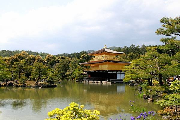 鹿苑金閣寺-19.JPG