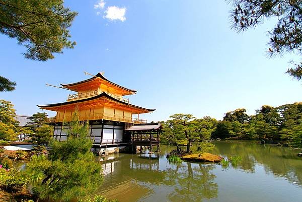 鹿苑金閣寺-28.JPG