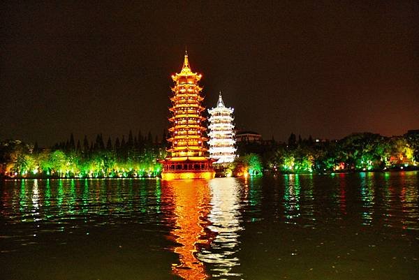 桂林杉湖夜景-7-1.JPG