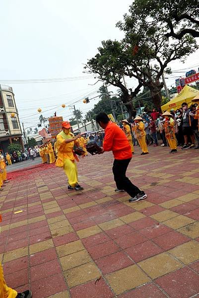 鎮海宮拜廟-18.JPG