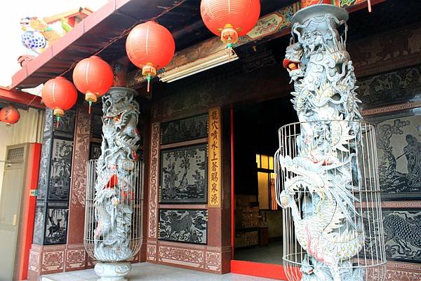 日南投乾龍宮-2.JPG
