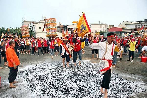 新園媽祖過火-6.jpg