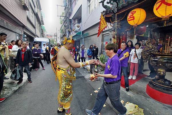 南巡進香出發-19.JPG