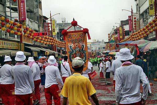 彰化溪洲震威宮新港奉天宮參香-10.JPG