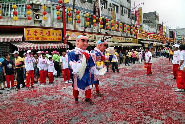 彰化溪洲震威宮新港奉天宮參香-16.JPG