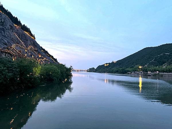 龍門伊水夜景-12.JPG