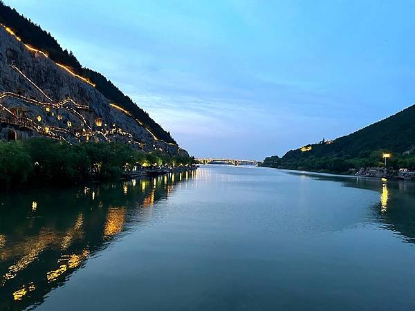 龍門伊水夜景-14.JPG