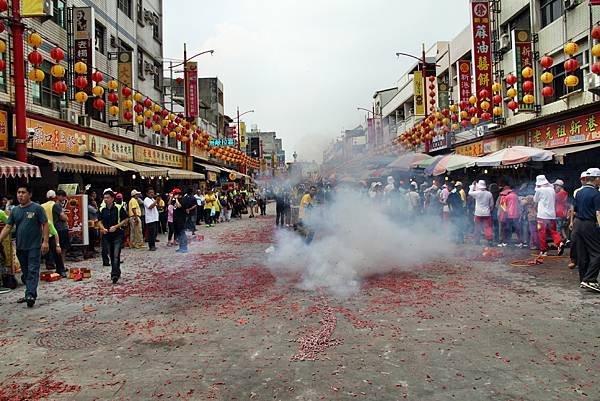線西護安宮新港奉天宮參香.JPG