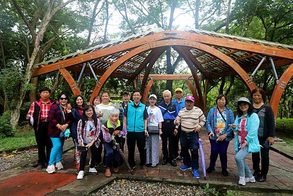 台大熱帶植物園-52.JPG