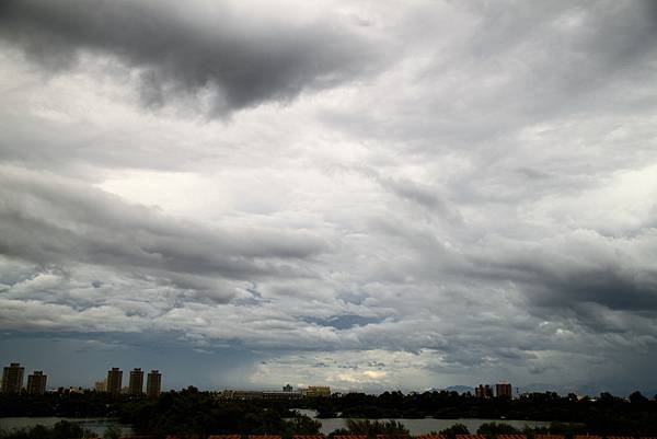 雨後鵬灣大橋-5.JPG