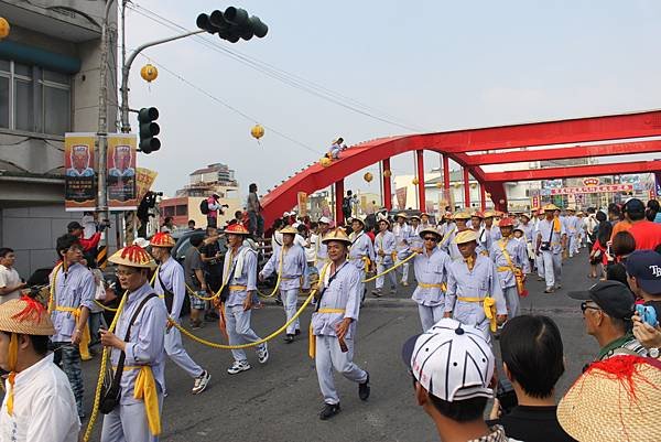 101年10月19日東港迎王-遷船 309.jpg