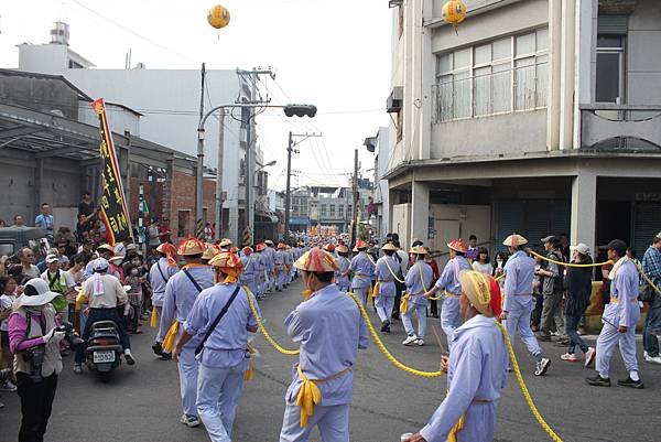 101年10月19日東港迎王-遷船 311.jpg