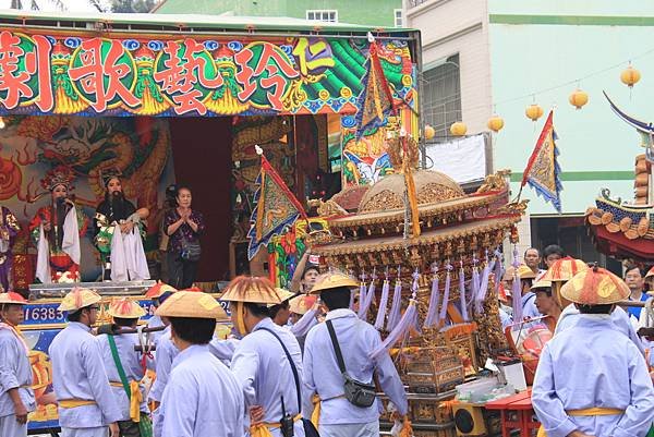 101年10月18日東港迎王 521.jpg