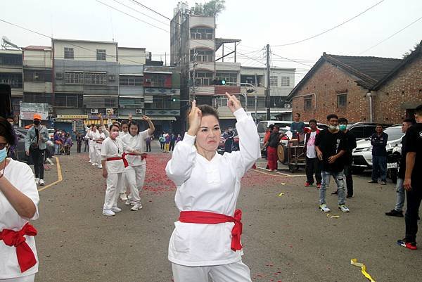 靈修班花絮-3.JPG