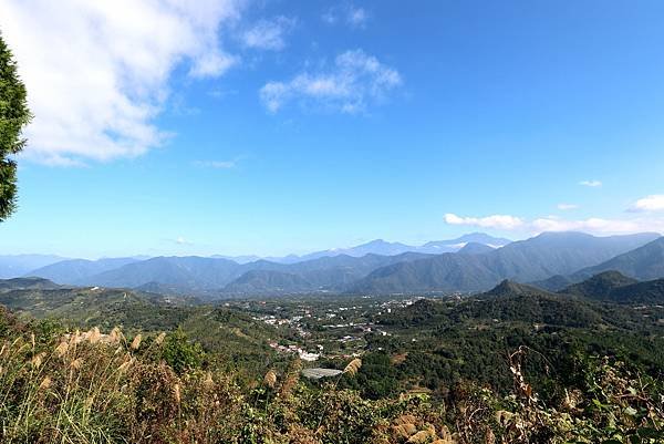 南投金龍山觀賞日出台-6.JPG