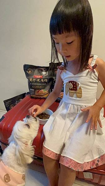 多多與毛小孩來漢方狗飼料開箱關健時刻&amp;漢方食補漢方健康糧