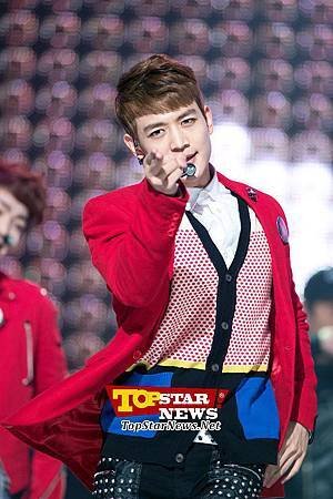 【官方圖】130508 Show Champion-M1