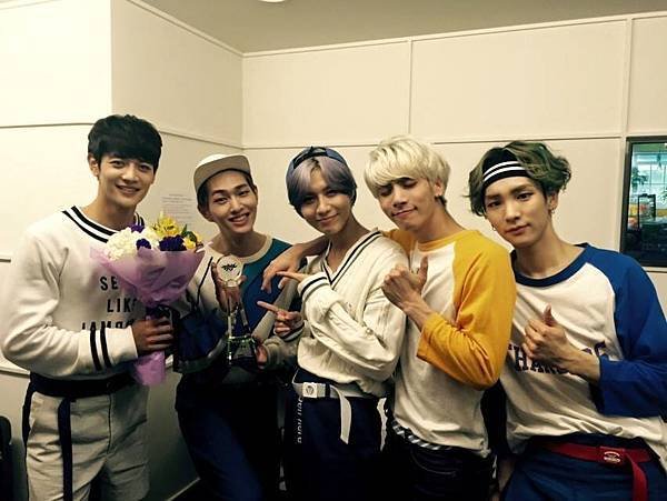 150601 SMT更新Music Bank-SHINee