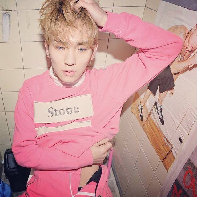 150224 Key Instagram更新1