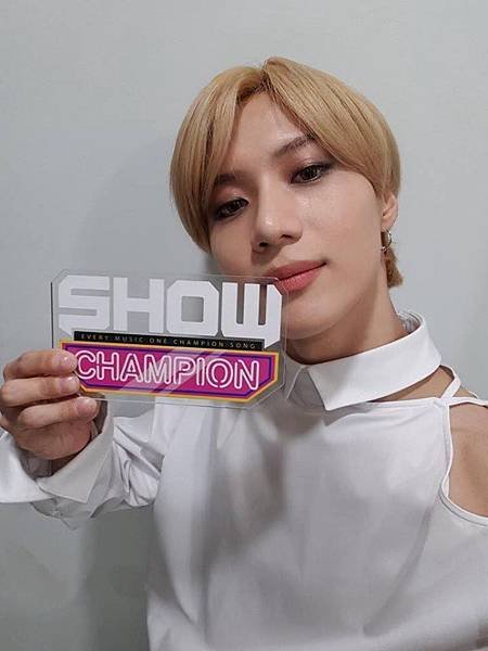 190220 MBC Show Champion更新T.jpg