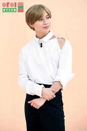 190211 JTBC IDOL ROOM-T.jpg