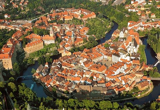 cesky_krumlov_let_s.jpg