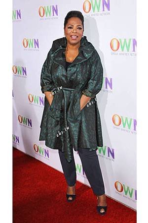 06-ELLE-celebrities-with-big-feet-Oprah-Winfrey-0812-lgn