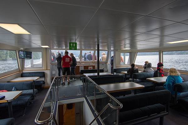 Cruise at Milford Sound and Te Anau 010.jpg
