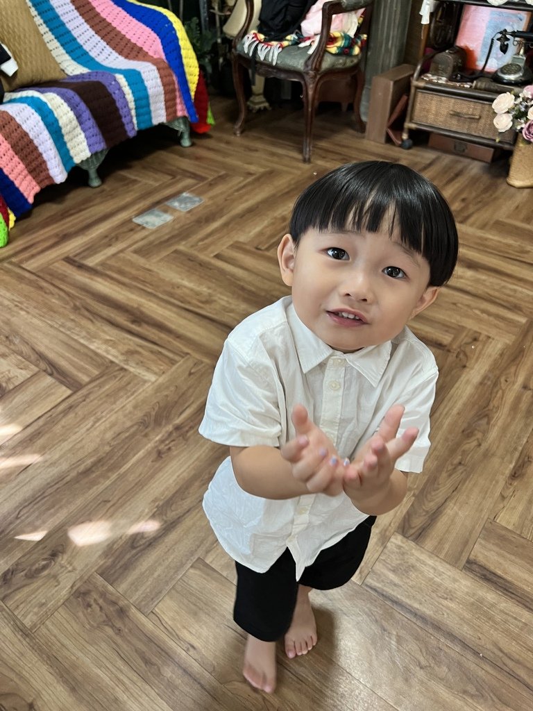 台南全家福攝影推薦！回台探親揪家人留下最美的全家福合照│親切