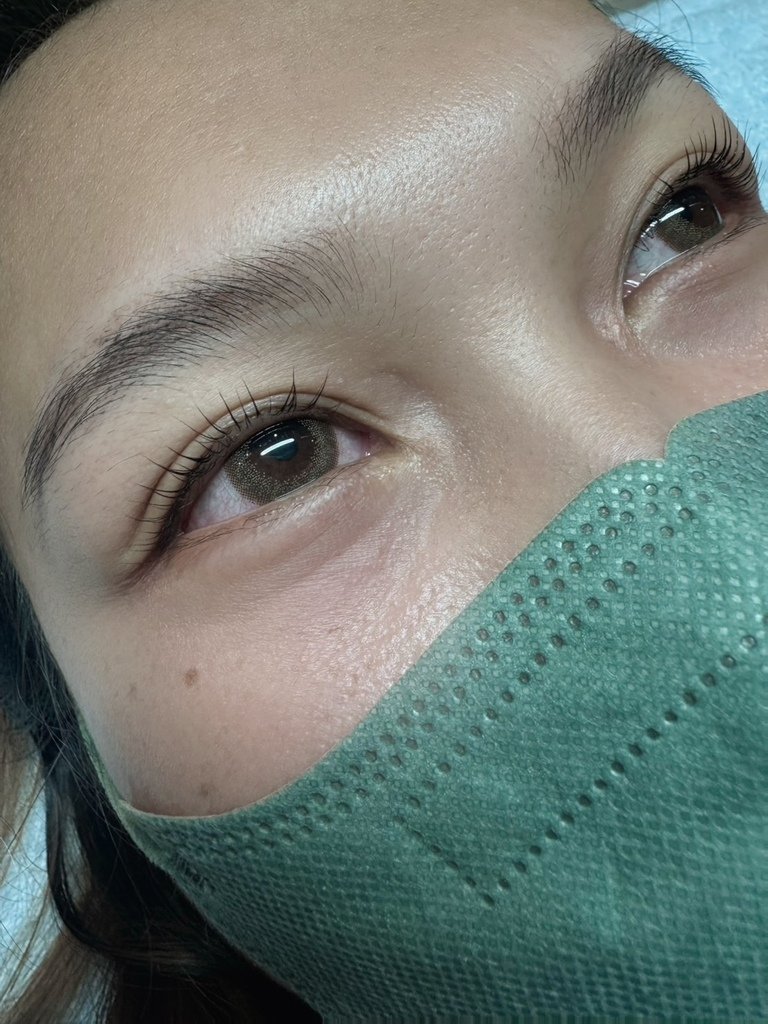 【台南美容推薦】朵菈美學讓我們美得更自信│角蛋白美睫打造捲翹