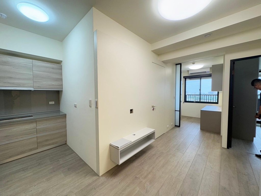 高雄室內設計推薦│簡約木質調14坪小宅│專屬單身宅滿足所有需
