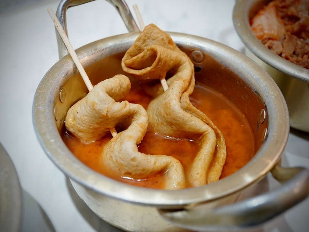 【台南韓式料理】韓湘辣年糕五妃店  ｜韓式烤肉飯、大醬湯、辣